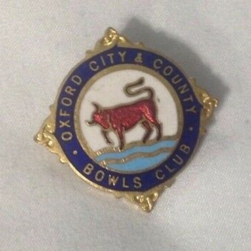 Vintage Gold Tone Pin Oxford City & County Bowls Club England